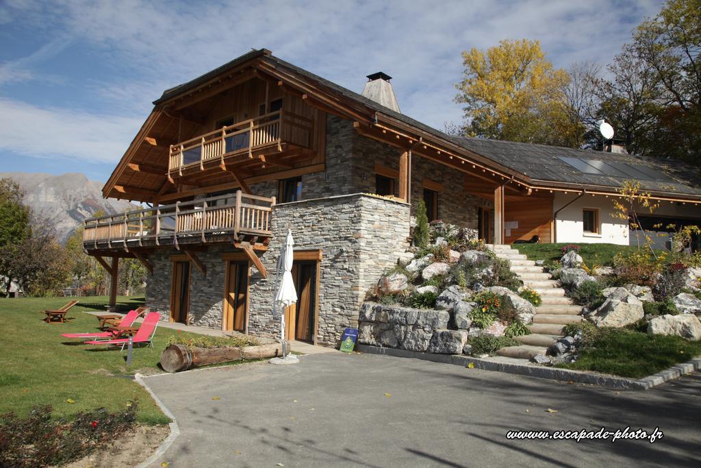 Les Chambres D'Orel Saint-Andre-d'Embrun Exterior photo